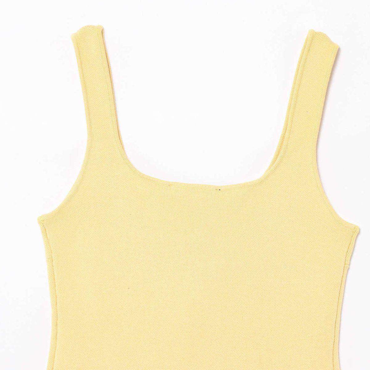 VELVET - Top Ajustado Florencia Amarrilo