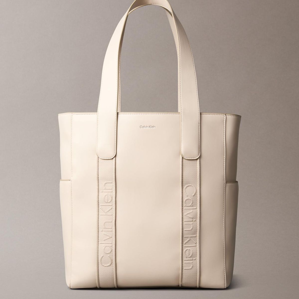 CALVIN KLEIN - Cartera Tote Para Portátil Con Logo En Jacquard Beige Calvin Klein