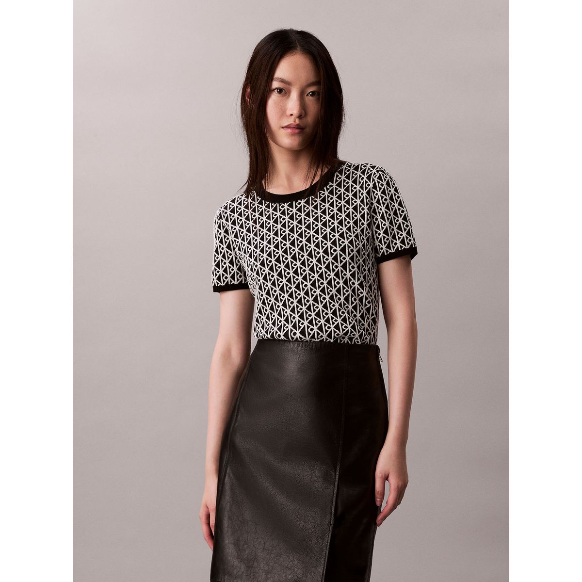 CALVIN KLEIN - Blusa Monograma CK Negro Calvin Klein