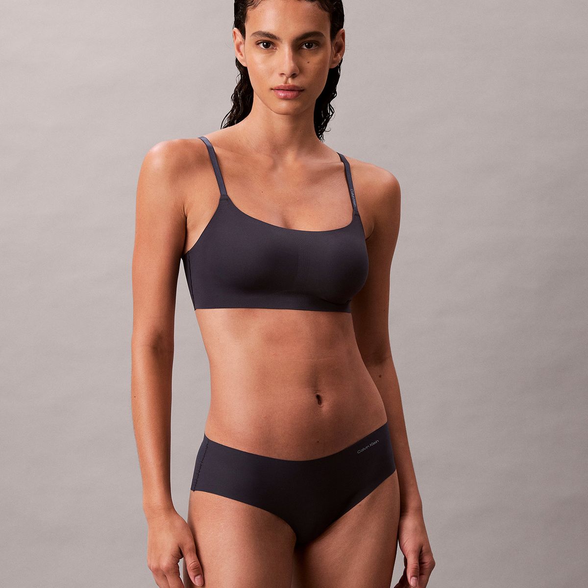 CALVIN KLEIN - Bralette Lined Invisible Comfort Azul Calvin Klein