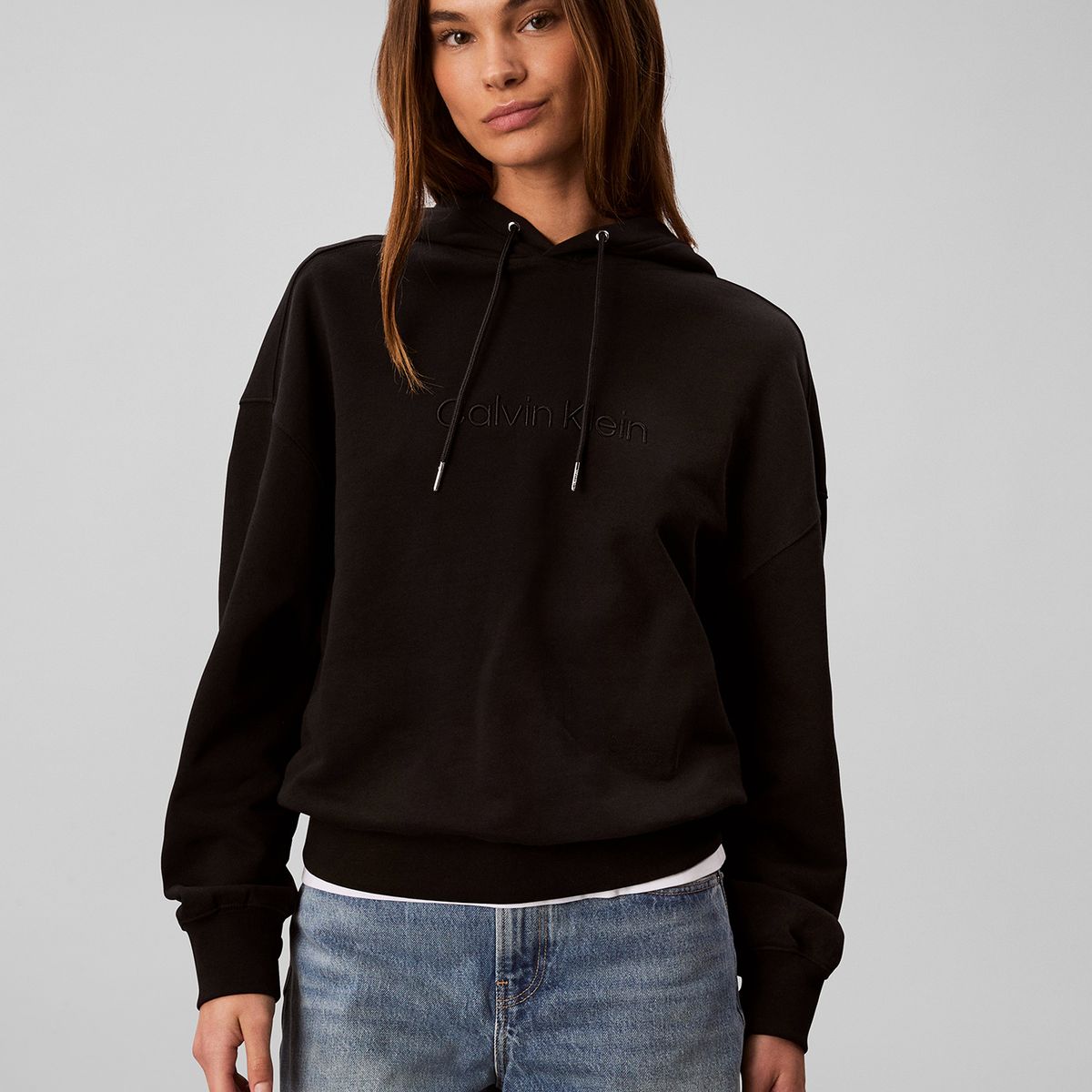 CALVIN KLEIN - Polerón Con Gorro Y Logo Bordado Negro Calvin Klein