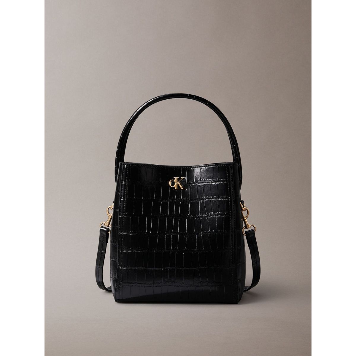 CALVIN KLEIN - Cartera Bucket Con Acabado En Cuero De Cocodrilo Negro Calvin Klein