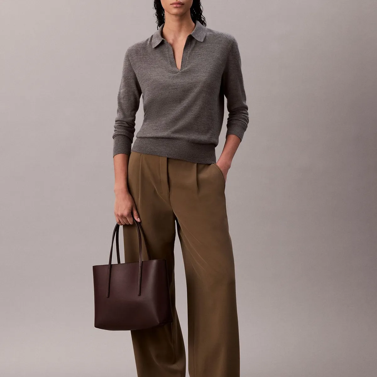 CALVIN KLEIN - Cartera Tote Foil Logo Café Calvin Klein