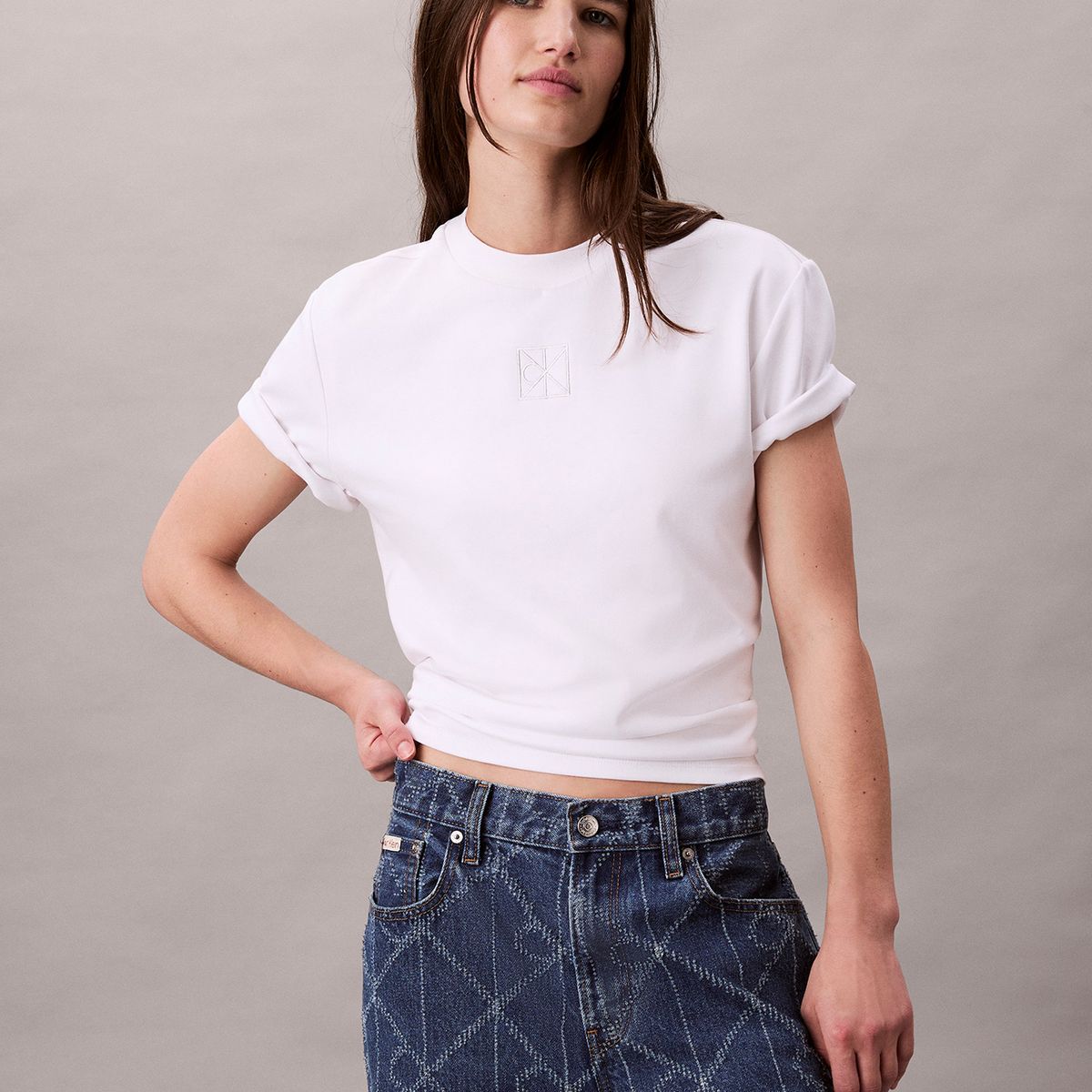 CALVIN KLEIN - Polera Interlock Con Emblema CK Blanco Calvin Klein