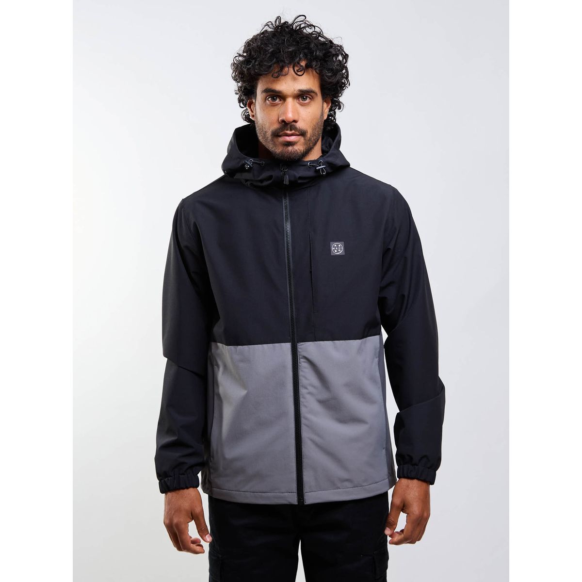 MAUI AND SONS - Cortaviento Night Shield Gris Hombre Maui And Sons