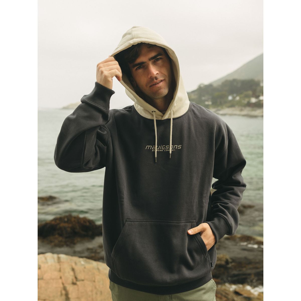 MAUI AND SONS - Poleron Canguro Coraly Gris Hombre Maui And Sons