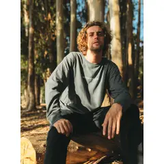 MAUI AND SONS - Polera ML Stencil Azul Hombre