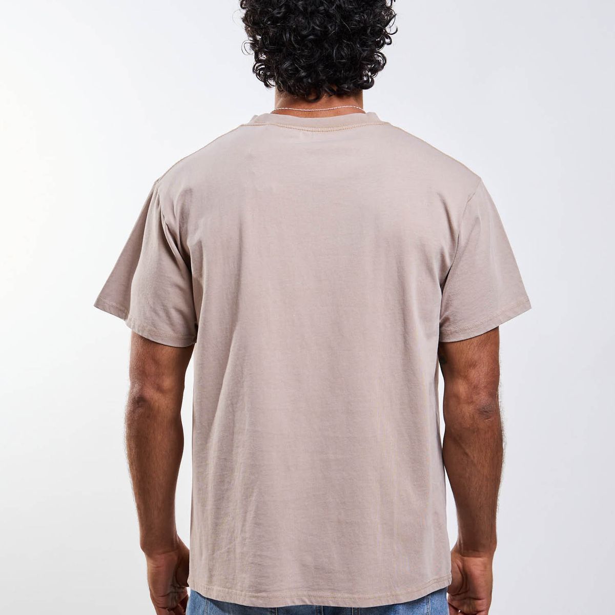 MAUI AND SONS - Polera MC Lioel Café Hombre Maui And Sons