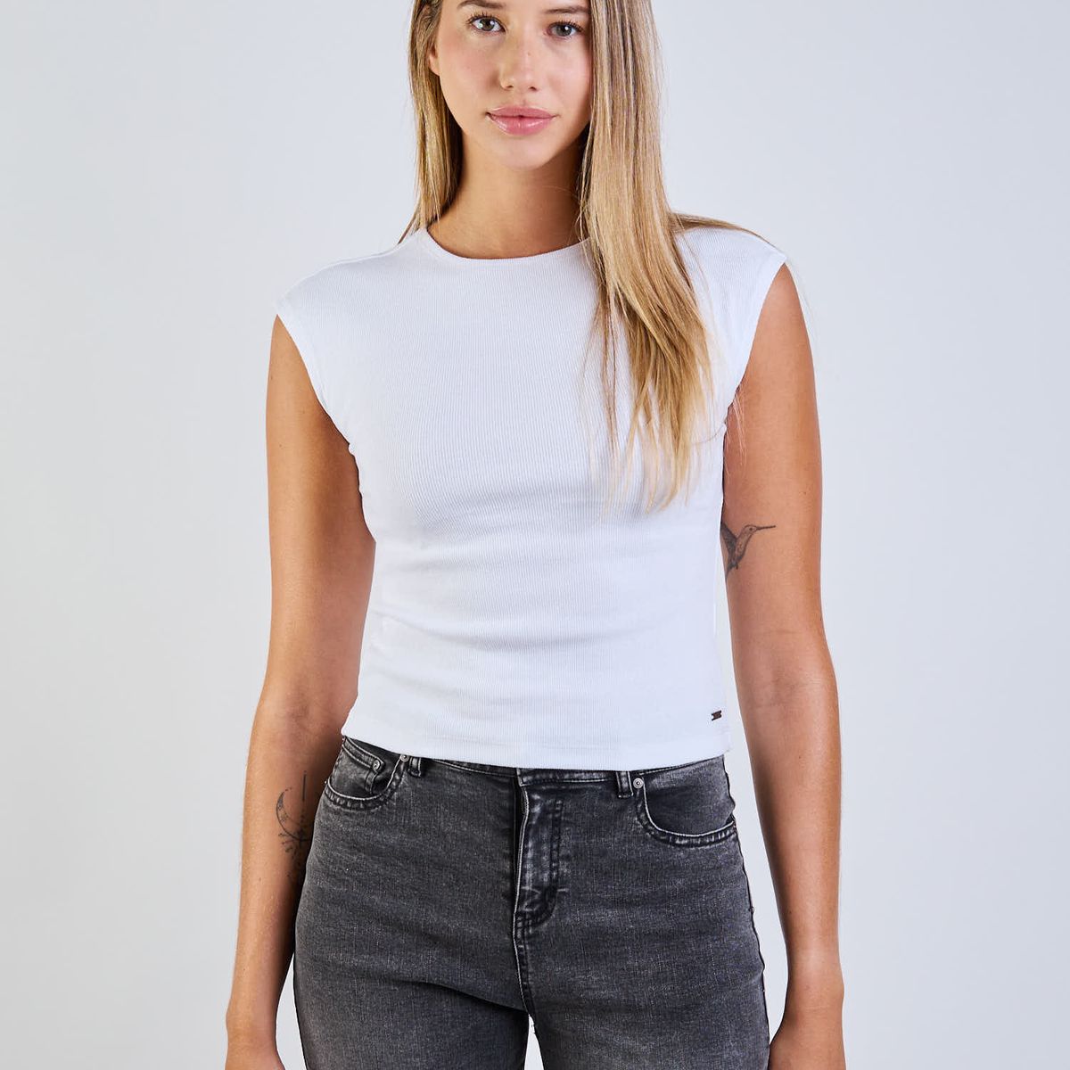 MAUI AND SONS - Polera Mc Tanna Blanco Mujer Maui And Sons