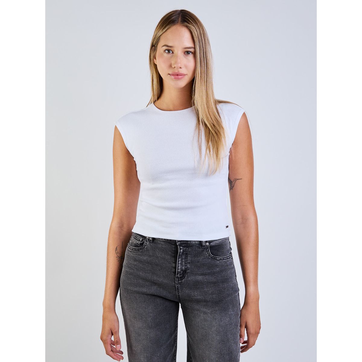 MAUI AND SONS - Polera Mc Tanna Blanco Mujer Maui And Sons