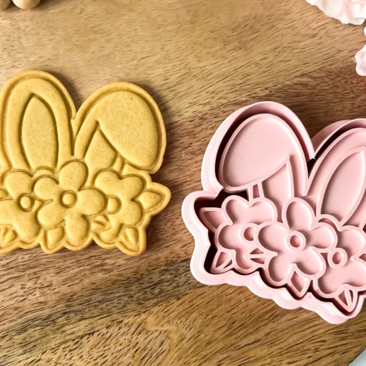 GENERICO - Cortador y sello de galletas - Orejas de Conejito de Pascua