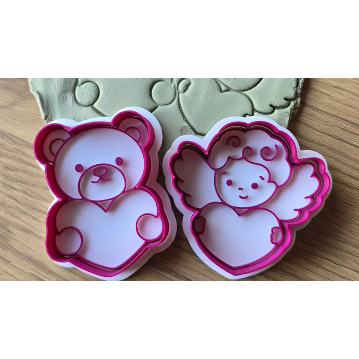 GENERICO - Cortadores y sello de galletas - Oso y cupido (pack 2 un)