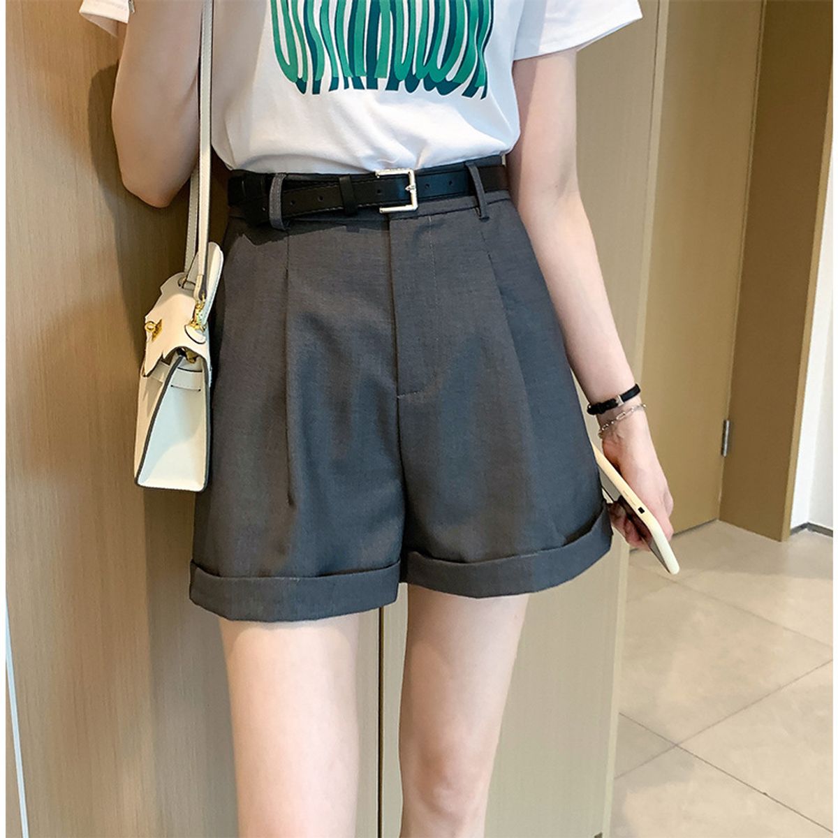 VELVET - Short Casual Kathe Negro
