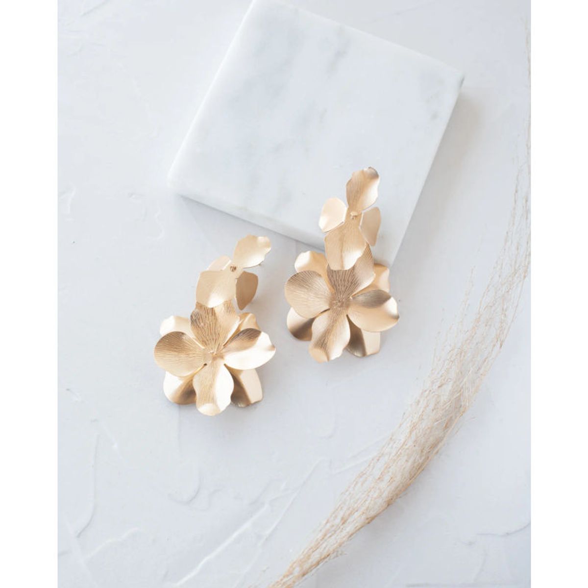 MI PLACARD - Aros Poppy Flor Dorado