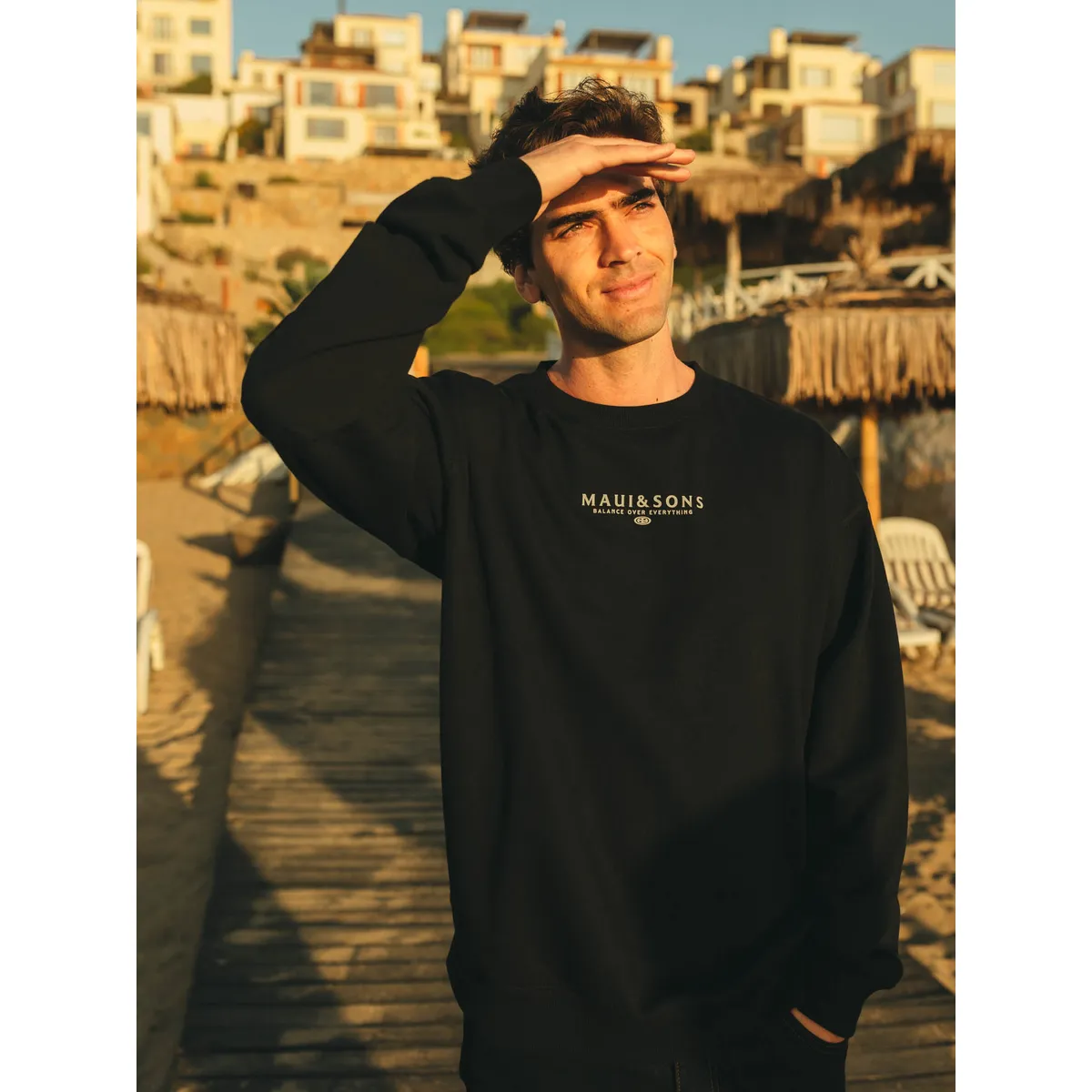 MAUI AND SONS - Poleron CR Balance Crew Negro Hombre Maui And Sons