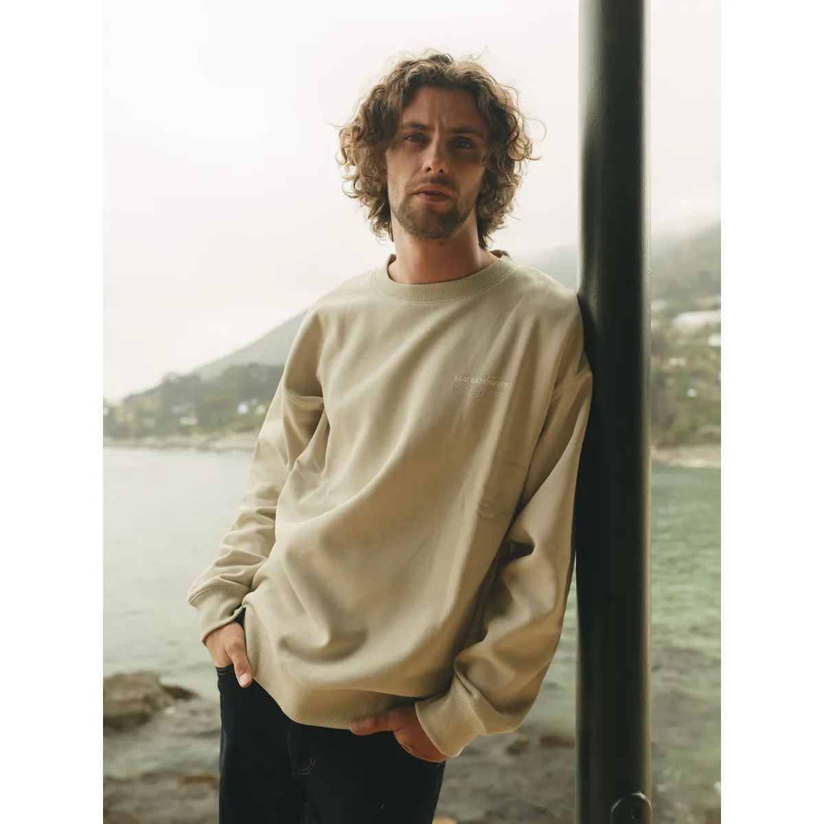 MAUI AND SONS - Poleron CR Secret place Beige Hombre Maui And Sons