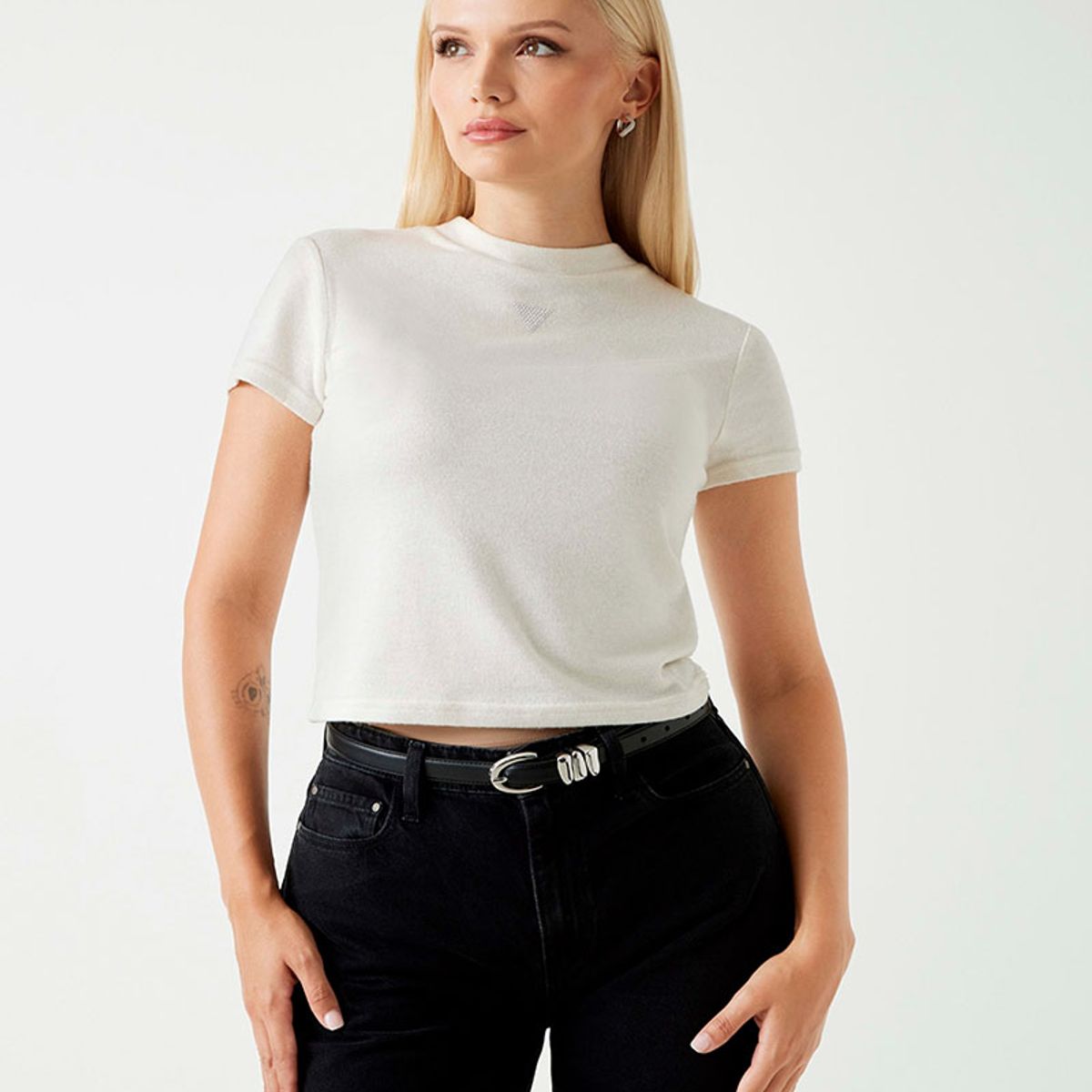 GUESS - Polera Ss Licia Mock Nk Blanco