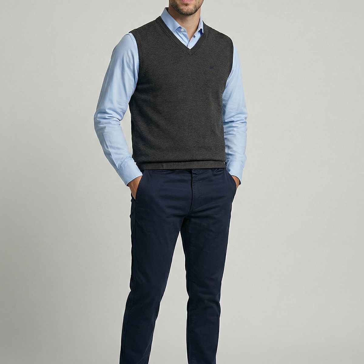 FEROUCH - V-Neck Vest Alaska Black Ferouch