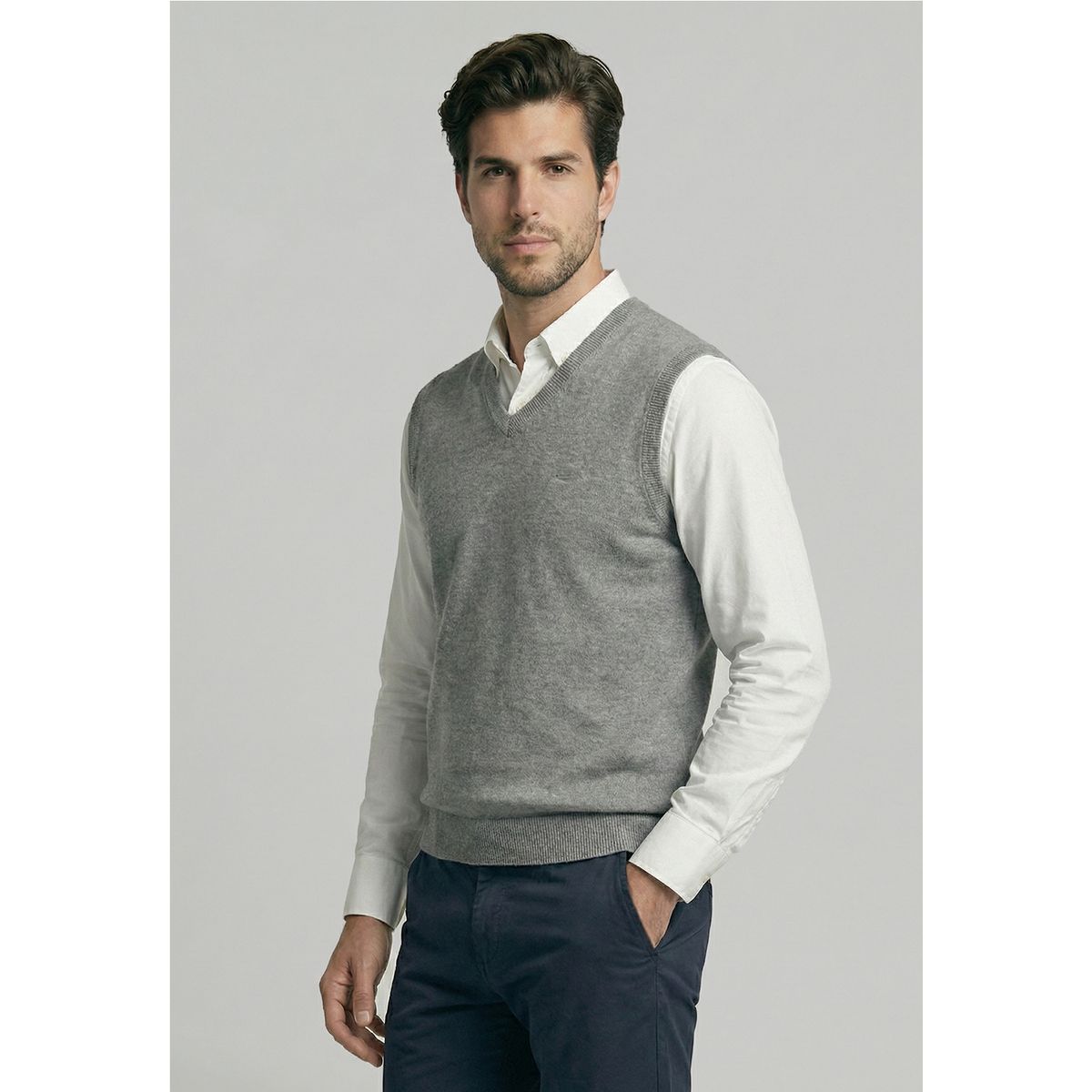 FEROUCH - V-Neck Vest Alaska Grey Melange Ferouch