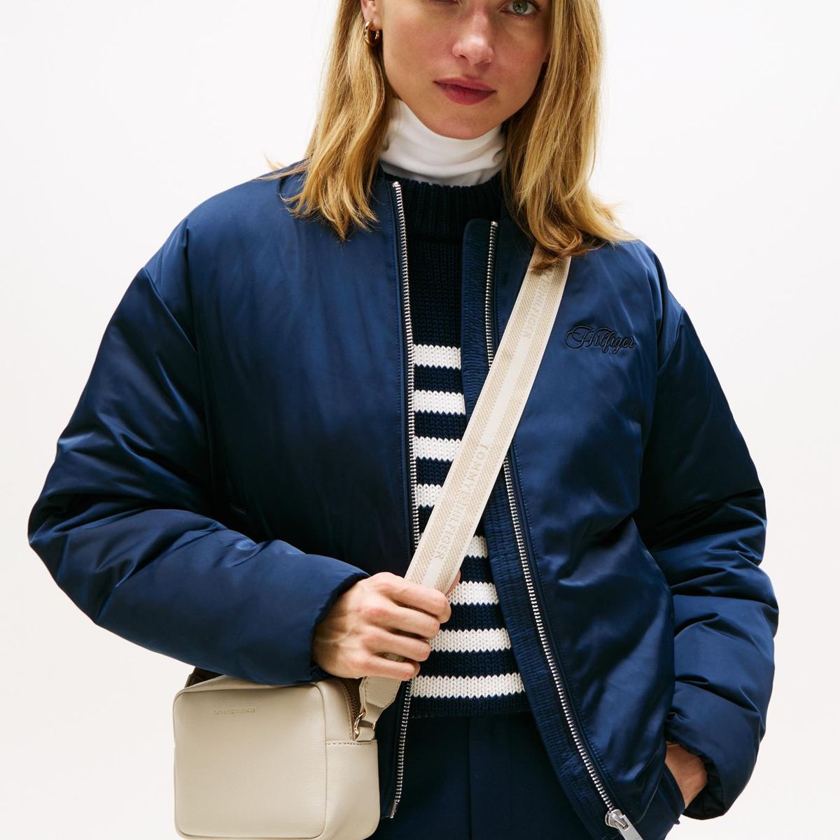 TOMMY HILFIGER - Bandolera Tonal Con Logo Beige Tommy Hilfiger