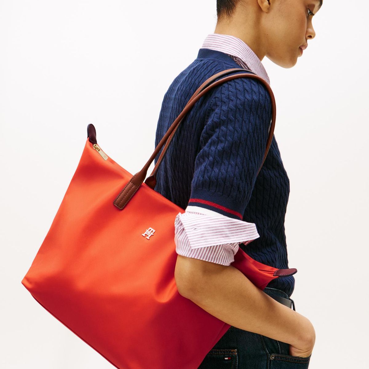 TOMMY HILFIGER - Tote Con Monograma Th Rojo Tommy Hilfiger