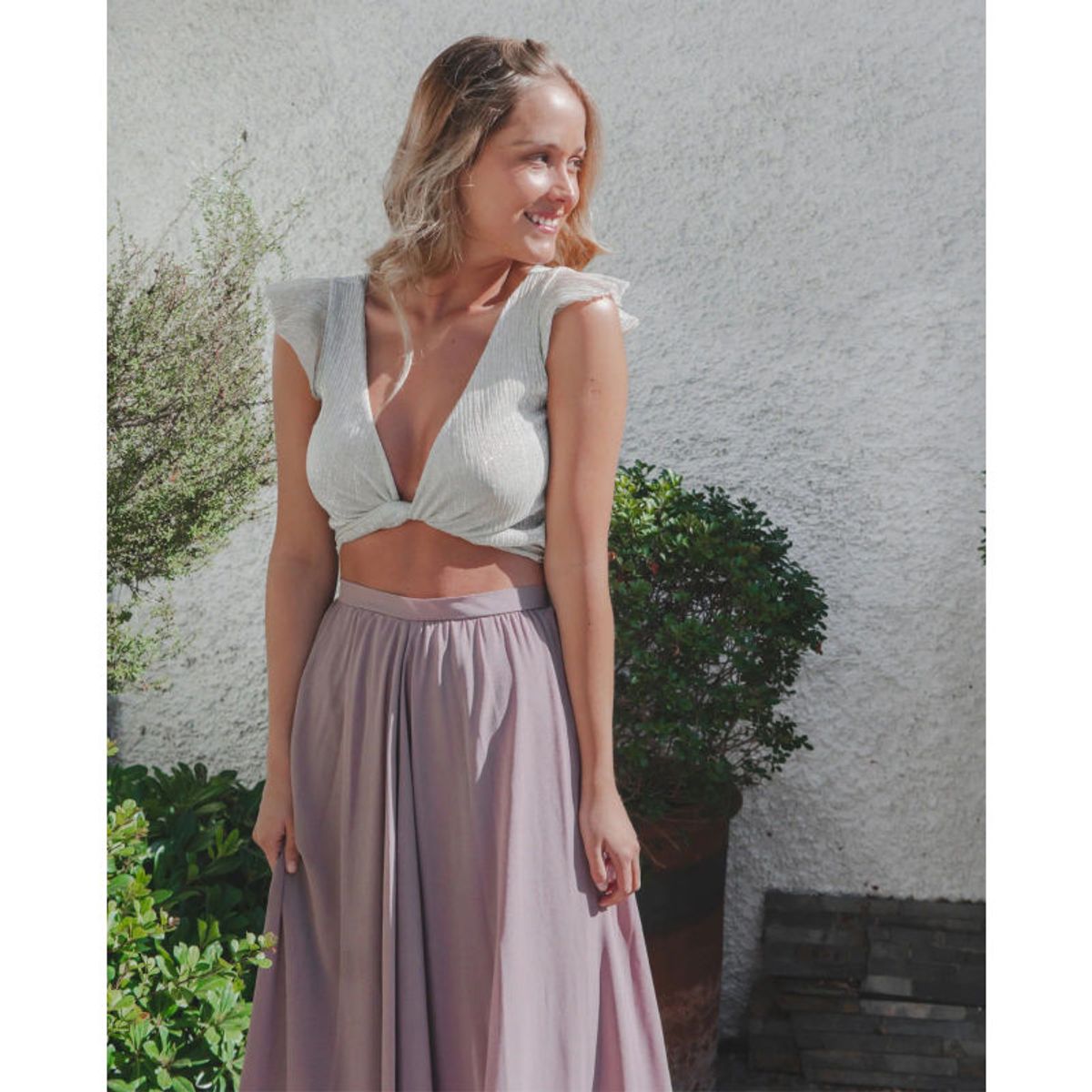 MI PLACARD - CROP TOP IGNACIA MANGA CORTA Y LAZO PLATEADO