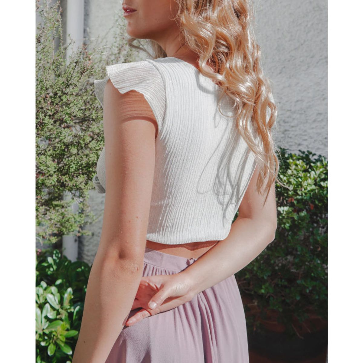 MI PLACARD - CROP TOP IGNACIA MANGA CORTA Y LAZO PLATEADO