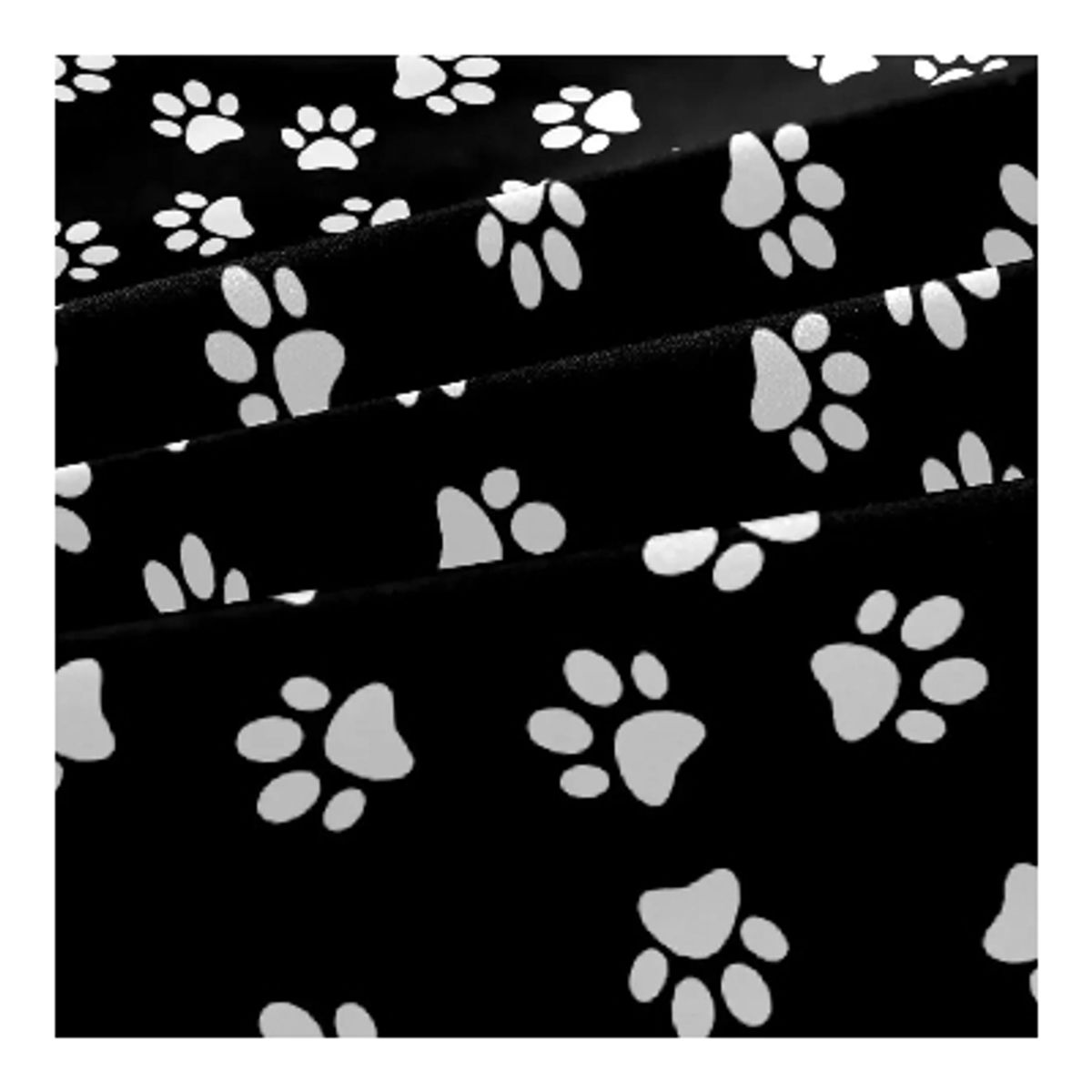 GENERICO - Cobertor King Con Chiporro Diseño Huellita Negra Patitas