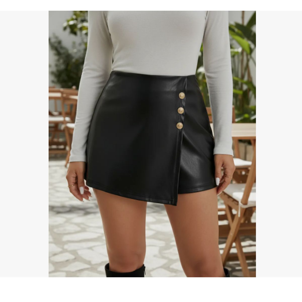 AGW - Falda Short Eco Cuero