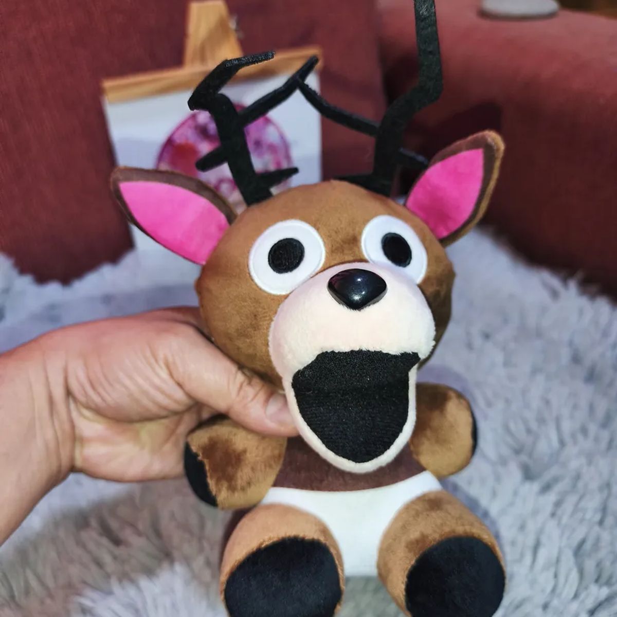 GENERICO - Ciervo Bebe de peluche del juego roblox, 99 noches en el bosque