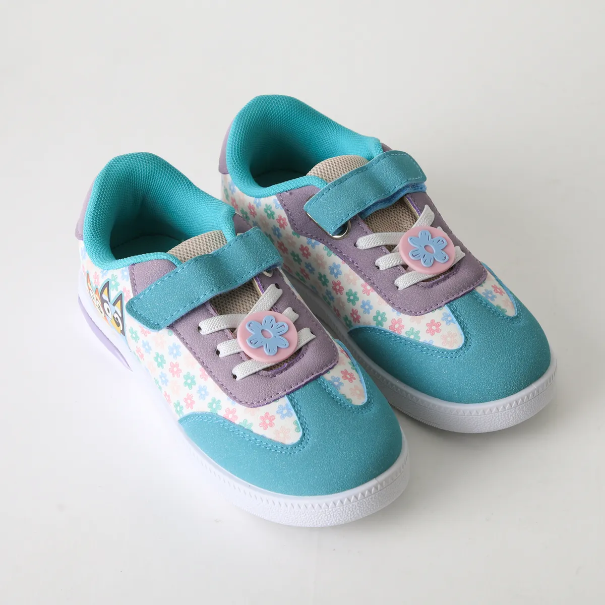 BLUEY - Zapatilla Luces Niña Velcro Celeste Bingo & Bluey