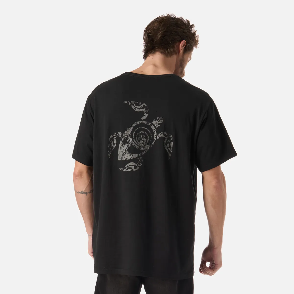 HAKA HONU - Polera Hombre Haka Negro Haka Honu