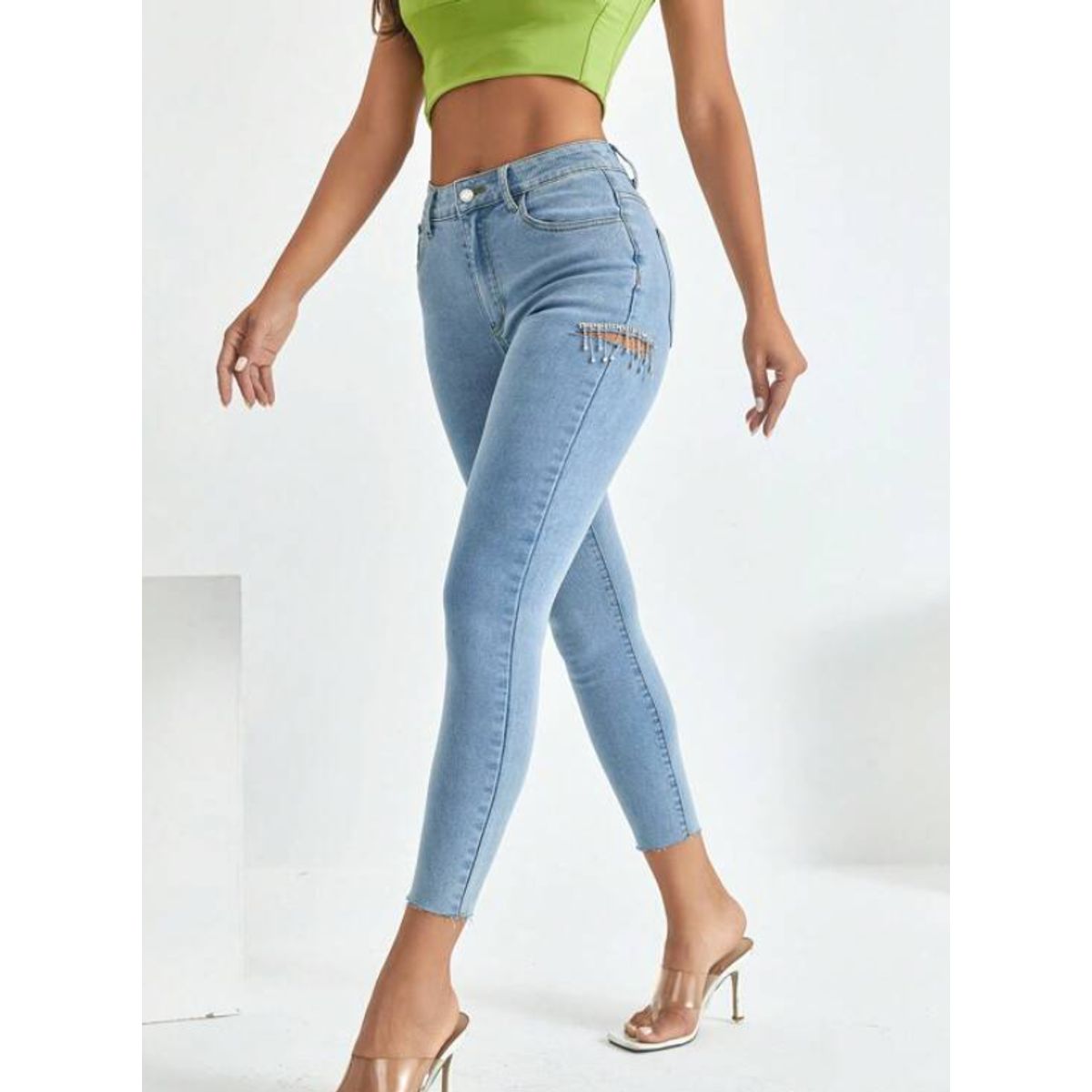 KIRAMA CLOTHING STORE - Pantalón Jeans Azul Claro Ajustado de Tiro Natural