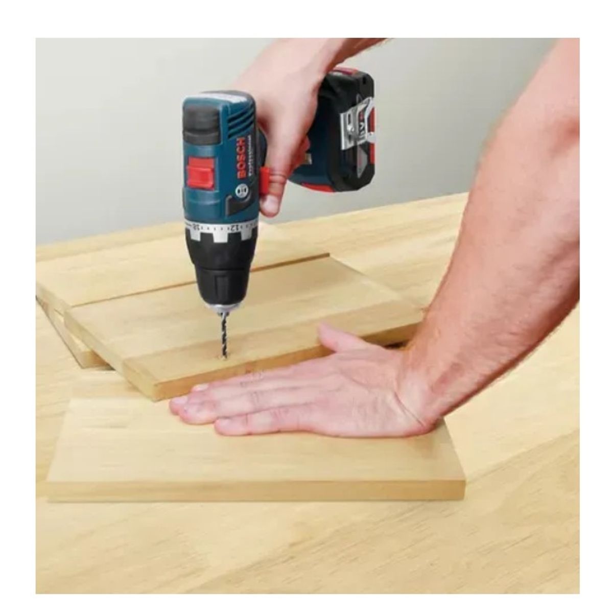 BOSCH - Kit Bosch 31 Brocas Titanio Metal Madera Concreto + Estuche