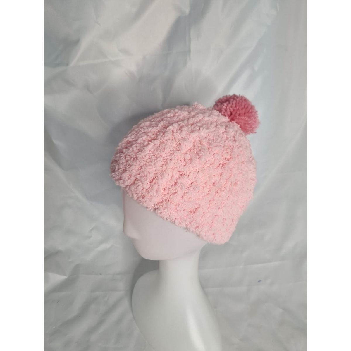 EL ESPACIO DE TOMMY - Gorro infantil rosado pompon