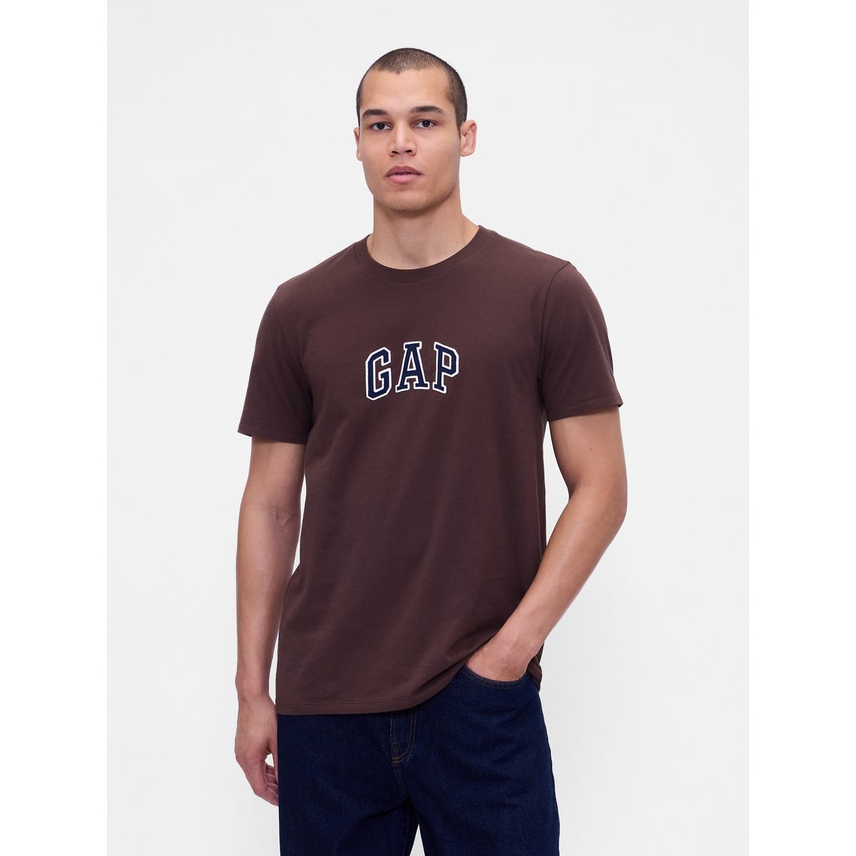 GAP - Polera Hombre Manga Corta Logo Café Gap