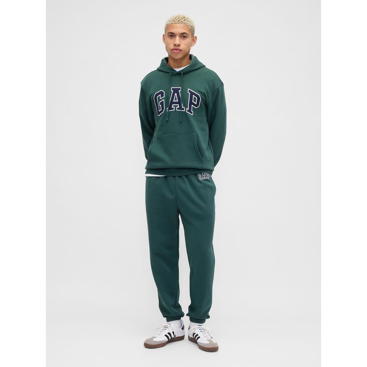 GAP - Pantalón Hombre Buzos Logo Verde Gap