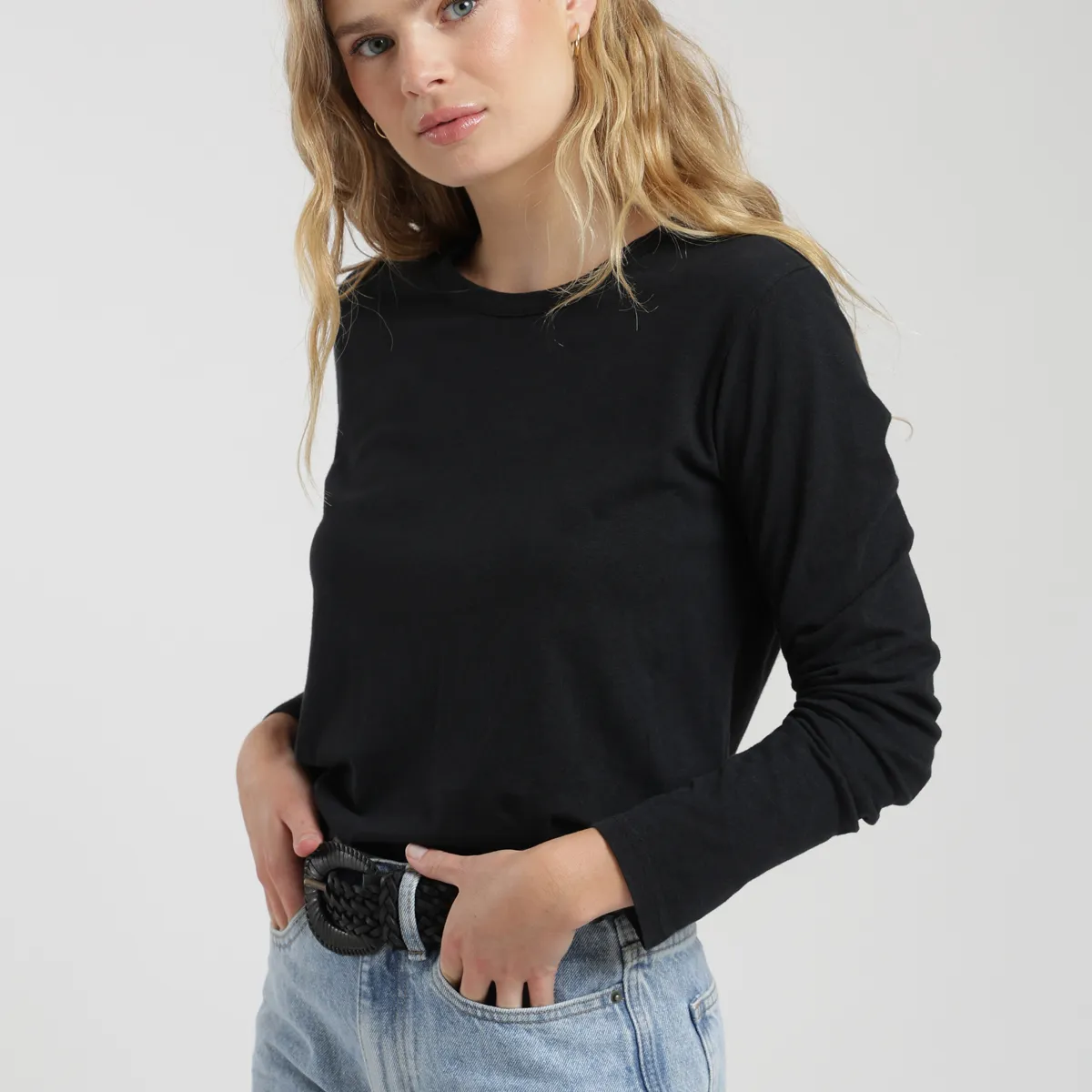 FROENS - Polera mujer manga larga Lino negro Froens