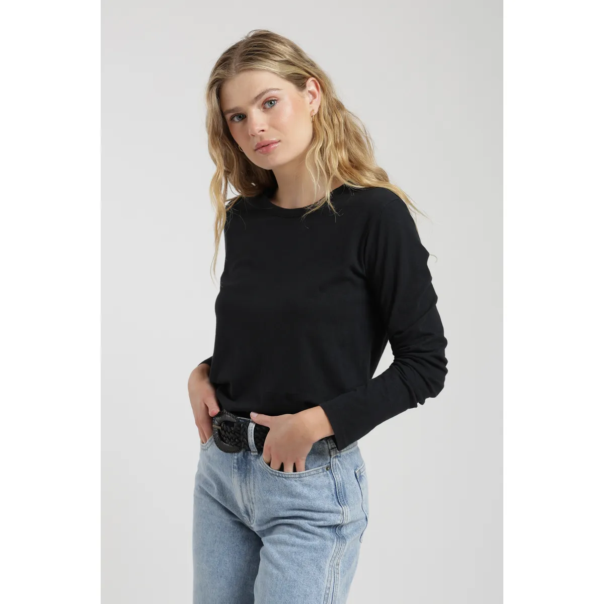 FROENS - Polera mujer manga larga Lino negro Froens
