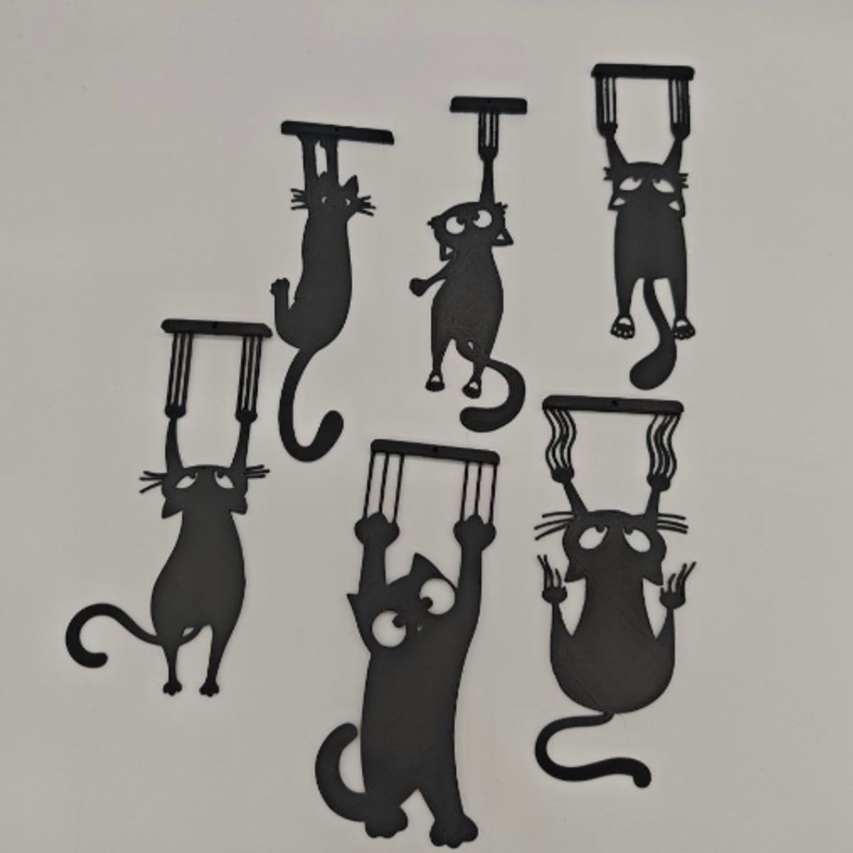 GENERICO - Marcapáginas- Gato Negro Tierno