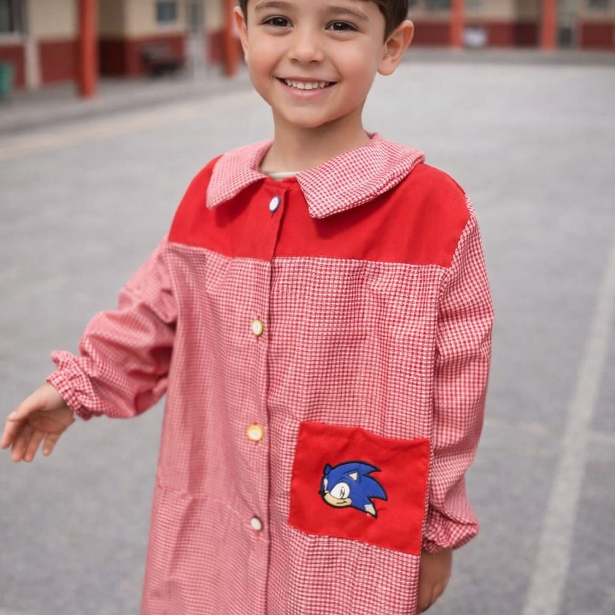 GENERICO - DELANTAL DE PARVULO PARA NIÑOS  TALLA  6 ROJO