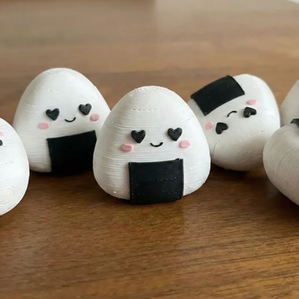 GENERICO - Figura Onigiri - San Valentín
