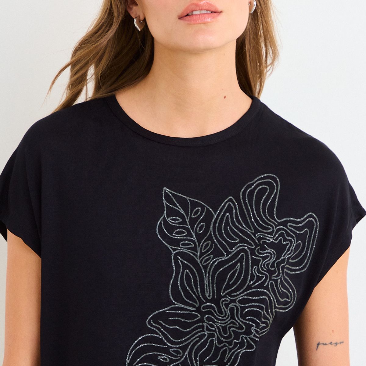 IO - Polera Estampada Mujer Negro Io