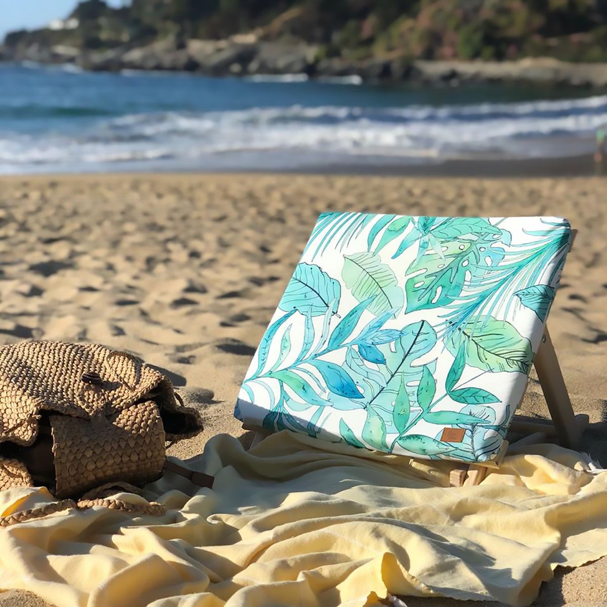 PAPER HOME - Reposera o respaldo de playa botánico Paper Home