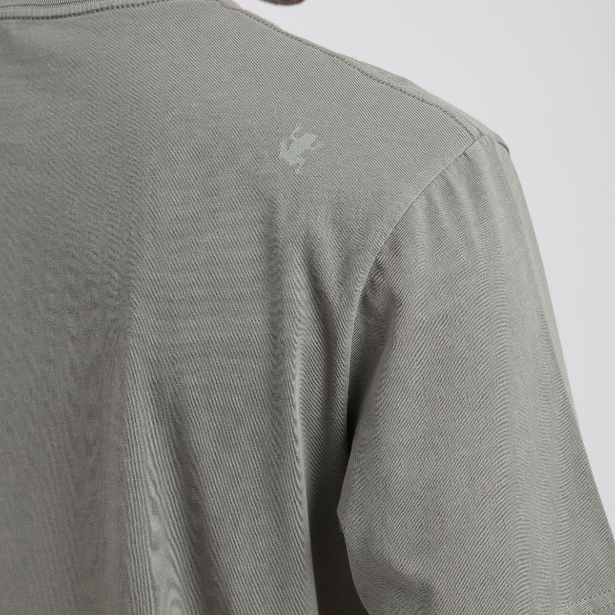 FROENS - Polera hombre manga corta Plain grafito Froens