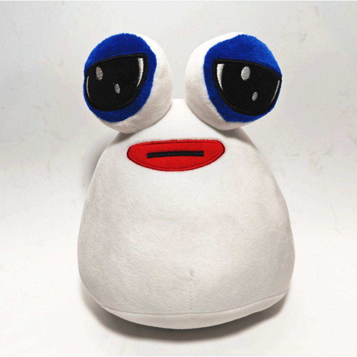 GENERICO - peluche pou blanco 22cm