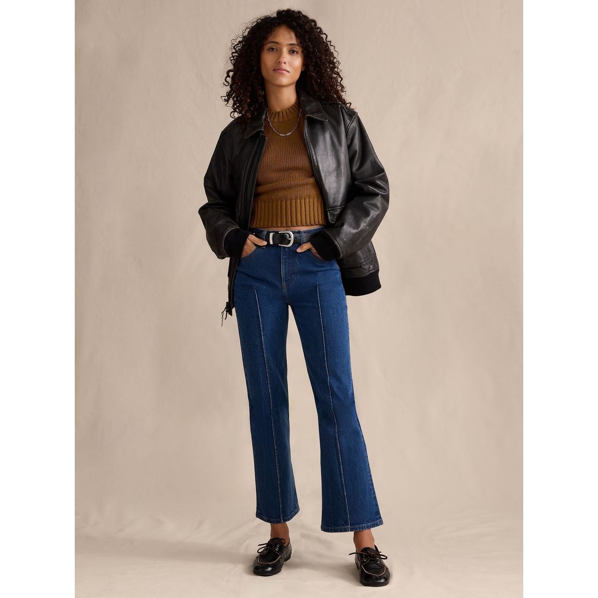 BANANA REPUBLIC - Jeans Mujer Banana Republic High-Rise Bootcut Crop Blanco