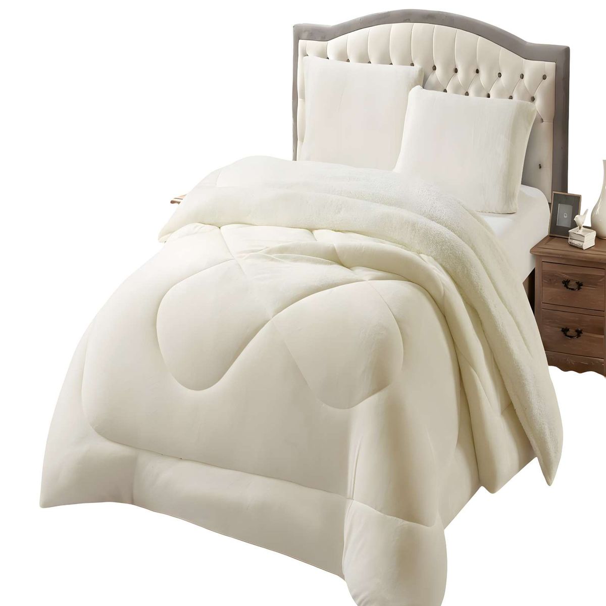 GENERICO - COBERTOR SHERPA PLUSH CS PLAZA Y MEDIA BLANCO INVIERNO