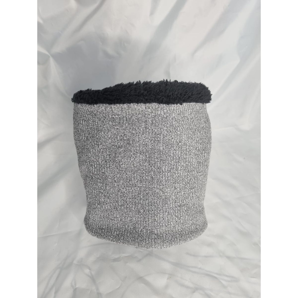 EL ESPACIO DE TOMMY - Cuello invierno infantil gris con cordero negro