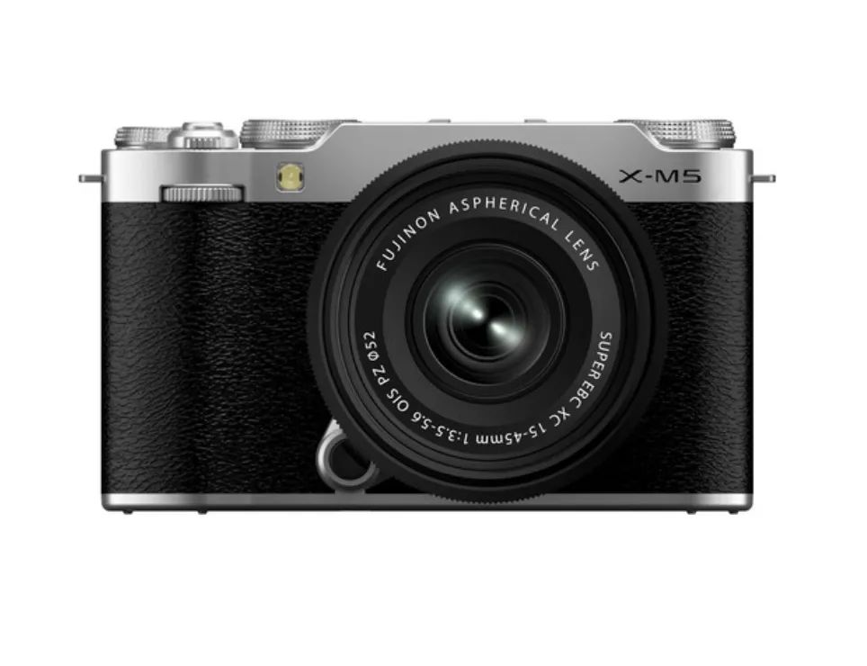 X-M5 Mirrorless Camera with XC 15-45mm f35-56 Lens plata · Plateado